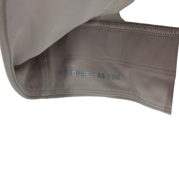 Lululemon Stronger As One Long Line Bra Lululemon X Barrys Light Chrome Size 2 - Picture 6 of 9